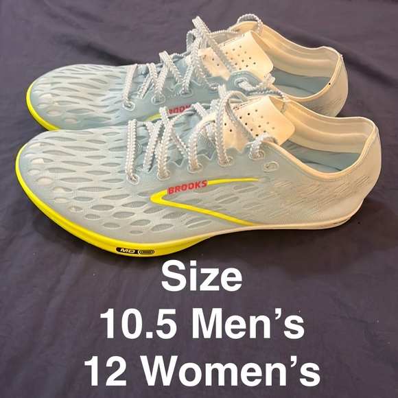 Brooks Other - NEW Unisex Brooks ELMN8 7 Track Spikes. Size 10.5M/12W.